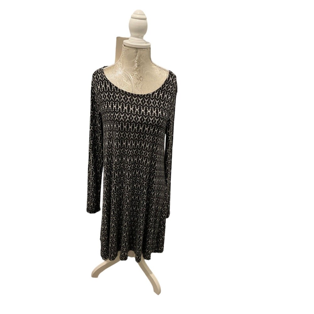 Old Navy Women's Medium Black Stretchy Pull-Over Dress for Ultimate Comfort “M”